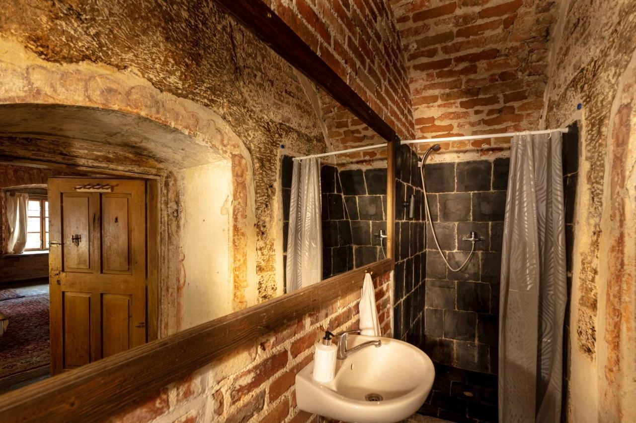 Palac Gorzanow Extérieur photo