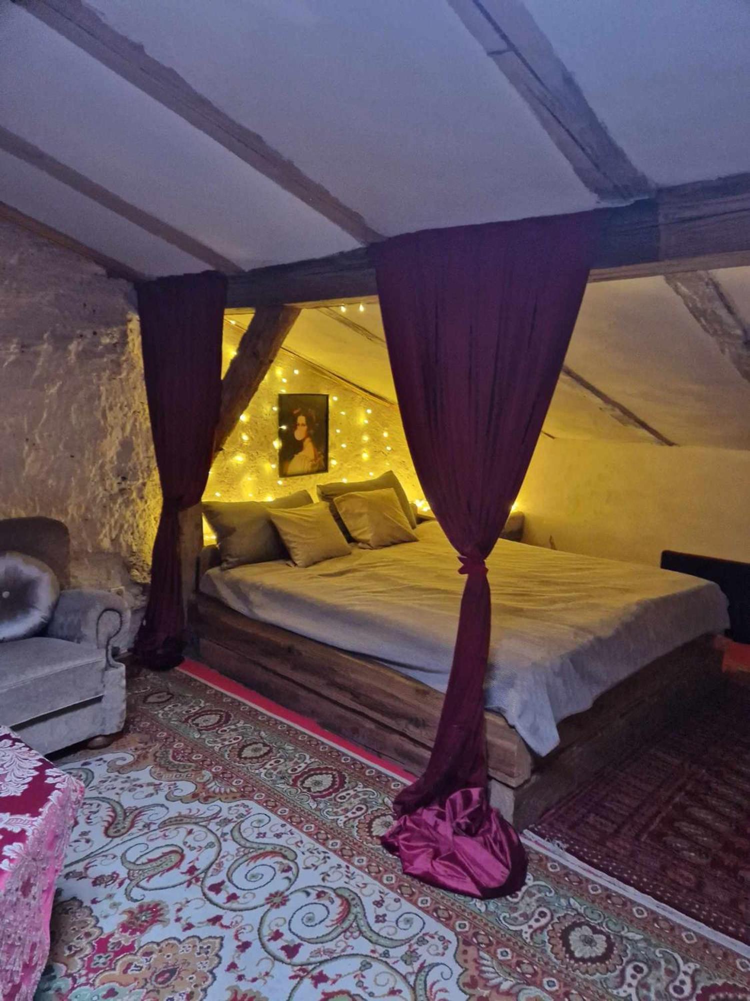Palac Gorzanow Extérieur photo