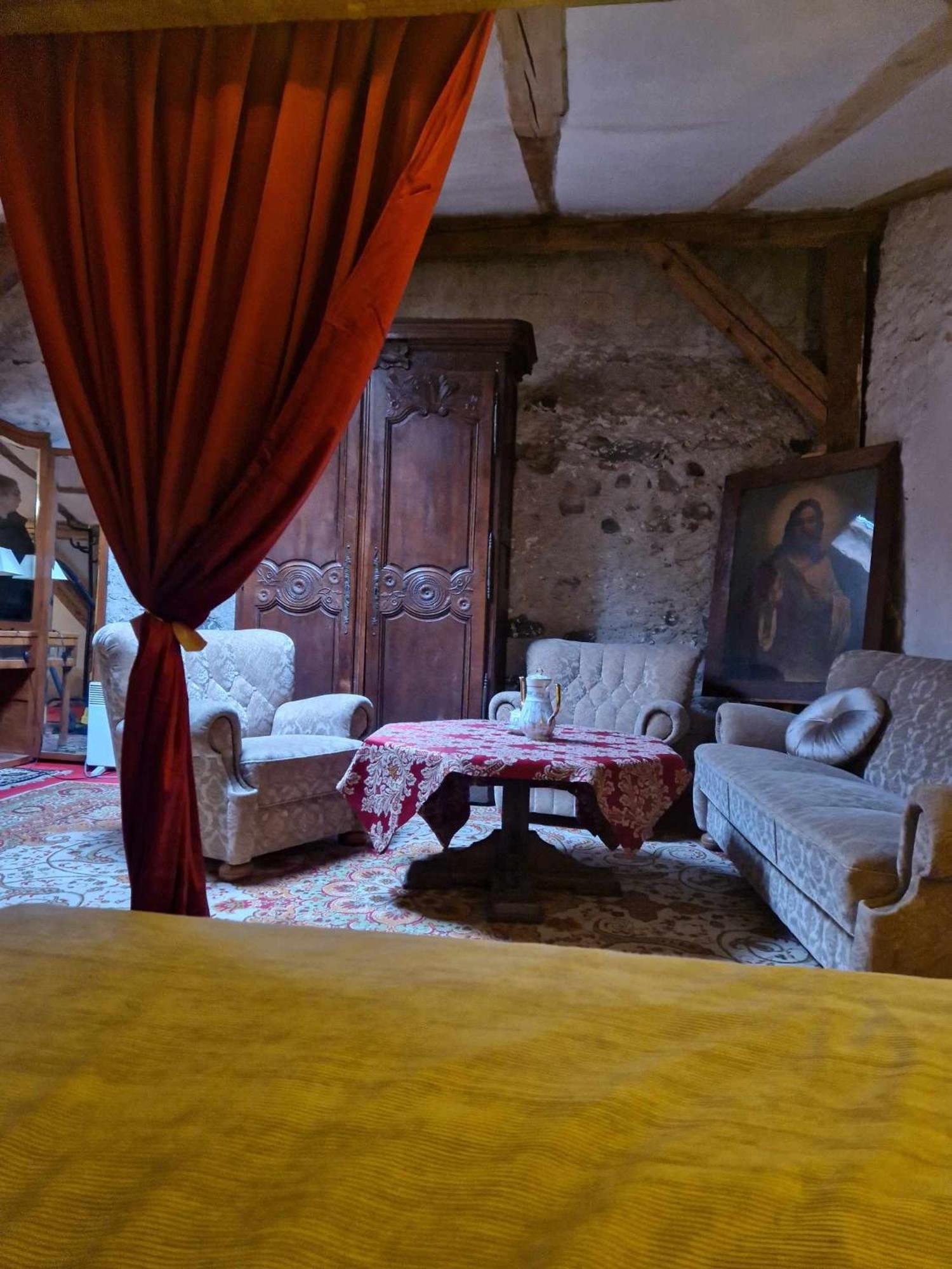 Palac Gorzanow Extérieur photo
